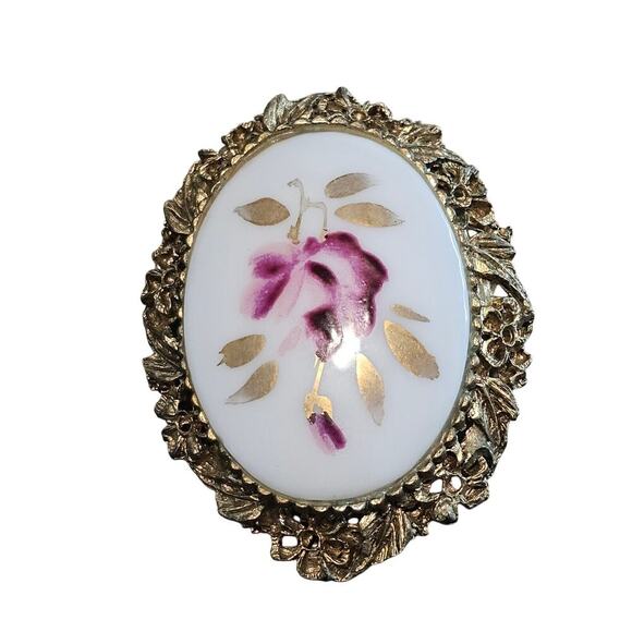 Vintage Hand Painted Brooch Gold Tone Pin Floral Elegant Mid Century Porcelain - Picture 1 of 8